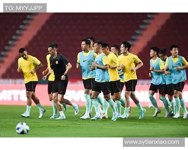 深圳足球队在世界杯预选赛中以79分高居积分榜首位展现强劲实力